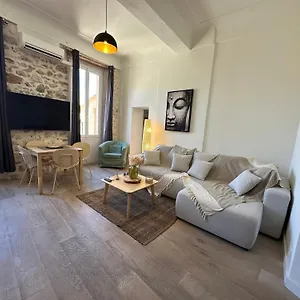 gorgeous-brand-new-2-bedrooms.fr-provencehotel.com/