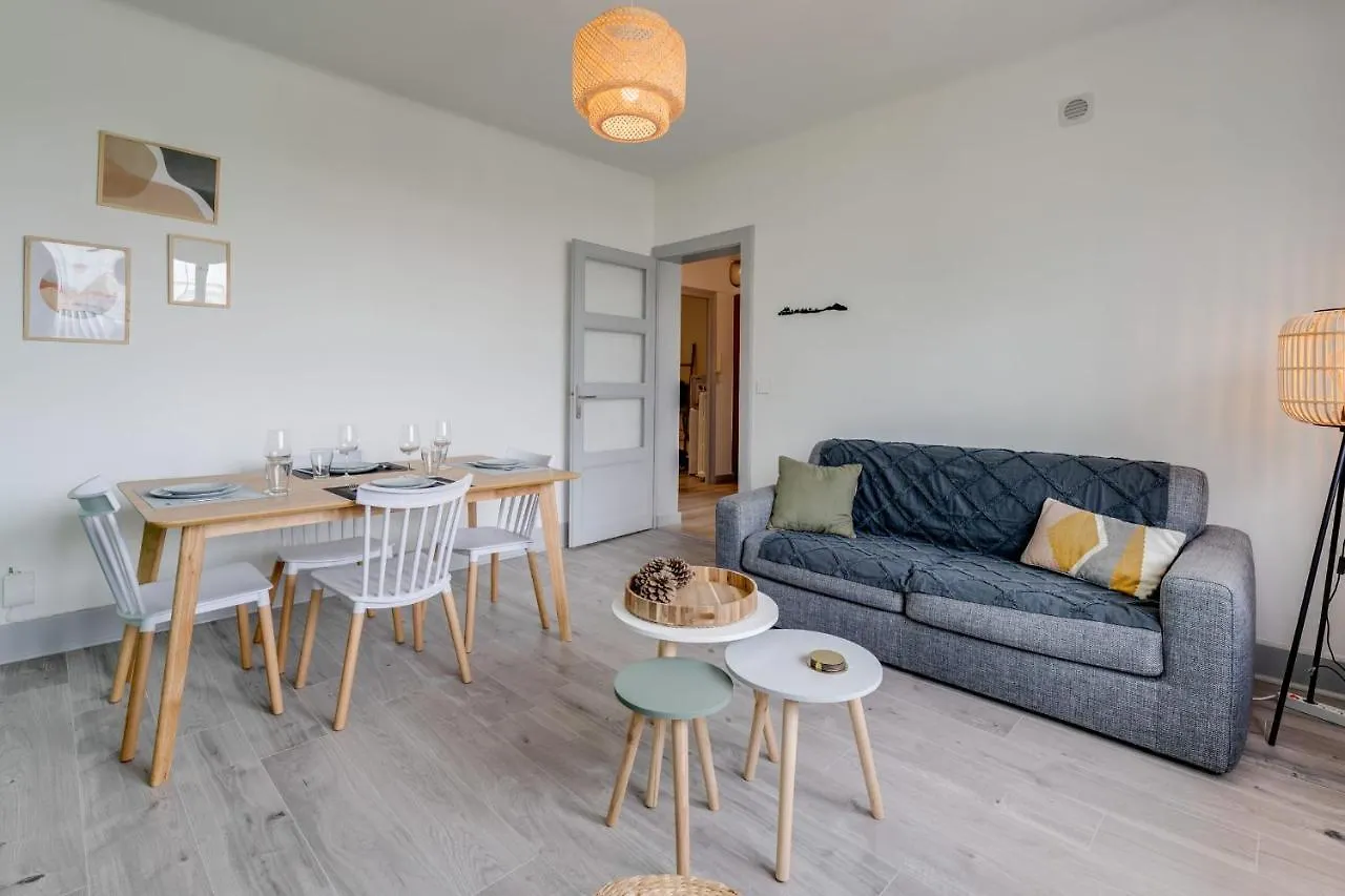 Le Parmelan - Beautiful T2 With Balcony For Up To 4 People Apartment Annecy 0*,  France